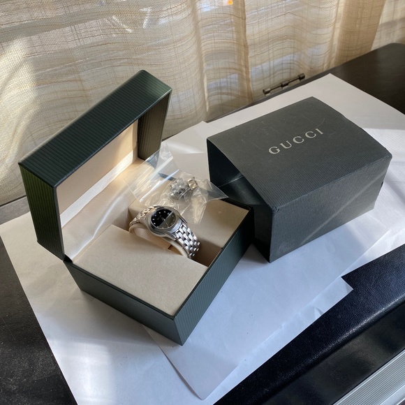 Gucci wristwatch watch 5500L 11P Diamond women’s with box - Picture 1 of 7